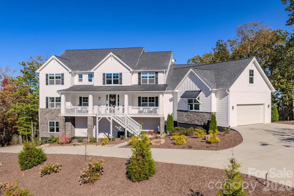 2488 Catawba Falls Parkway Black Mountain, NC 28711