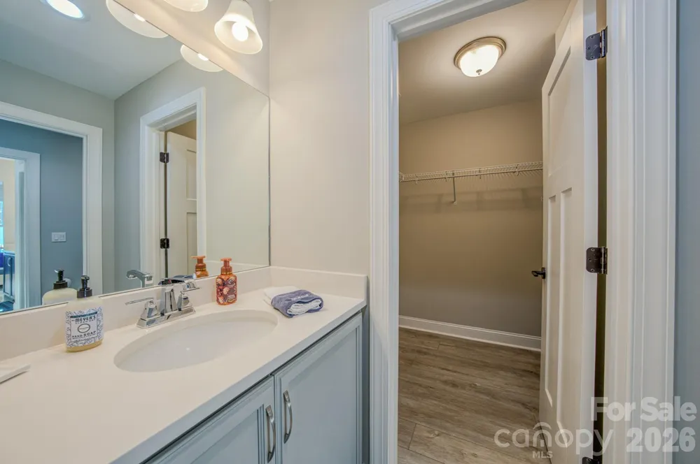 2488 Catawba Falls Parkway Black Mountain, NC 28711