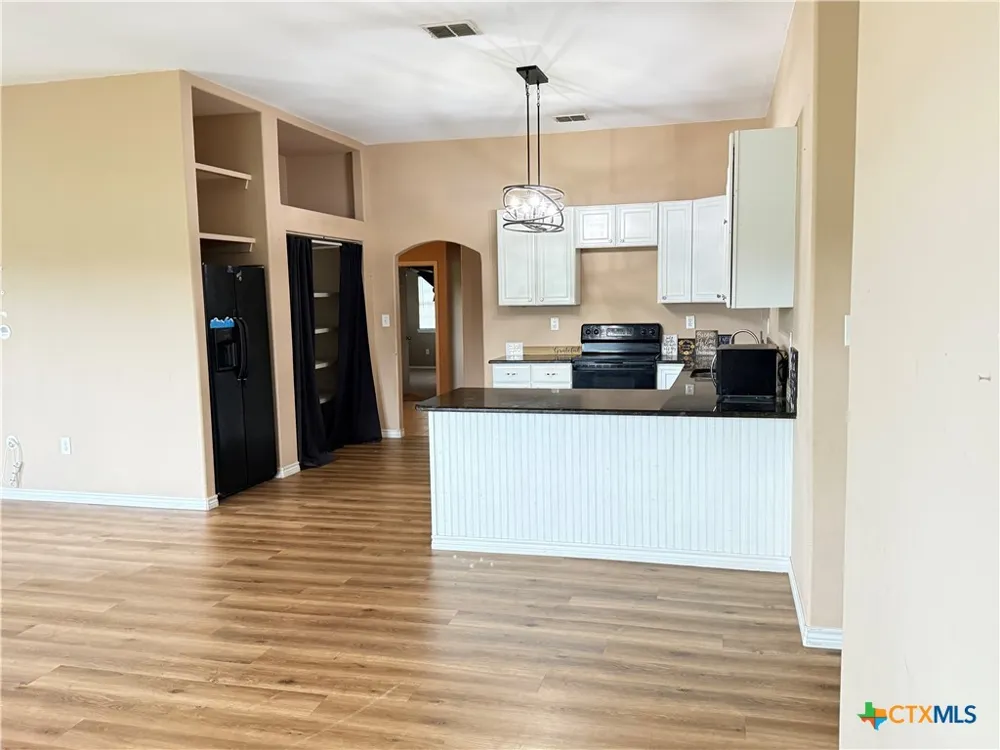 256 County Road 481 Gonzales, TX 78629