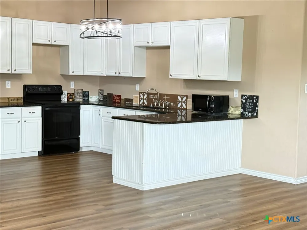 256 County Road 481 Gonzales, TX 78629