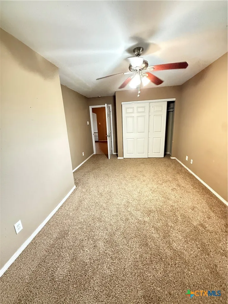 256 County Road 481 Gonzales, TX 78629