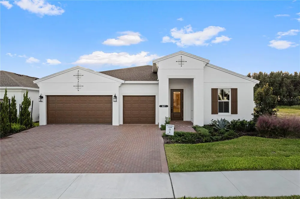 1617 BELLAGIO LOOP Tavares, FL 32778