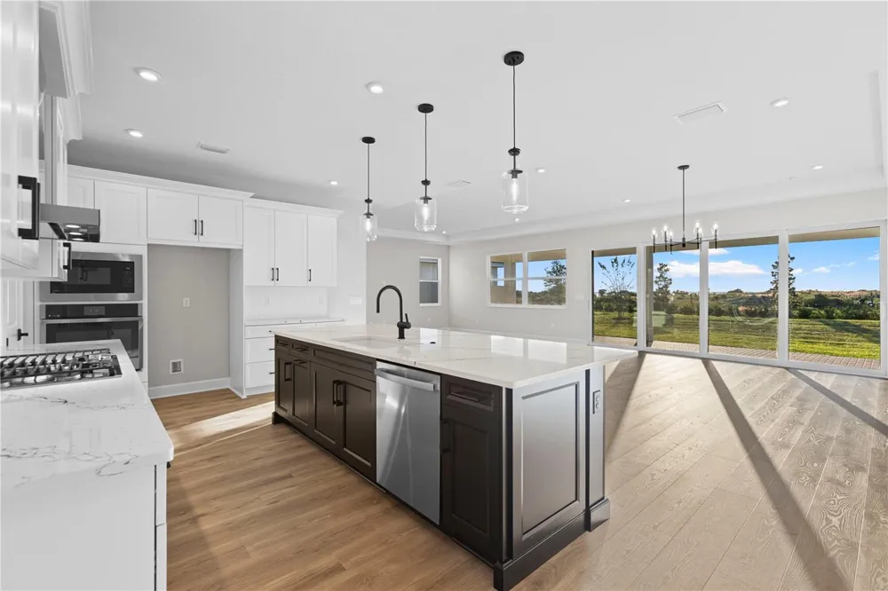 1617 BELLAGIO LOOP Tavares, FL 32778