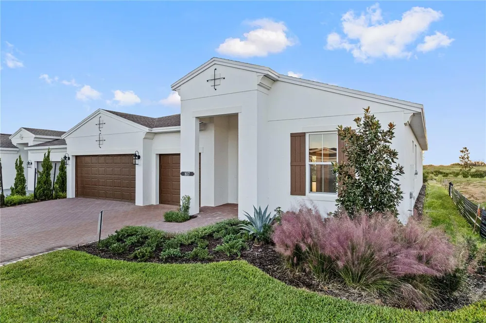 1617 BELLAGIO LOOP Tavares, FL 32778