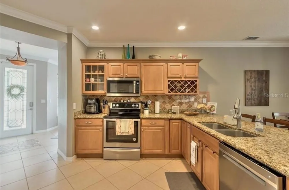 25147 IRONWEDGE DRIVE Sorrento, FL 32776