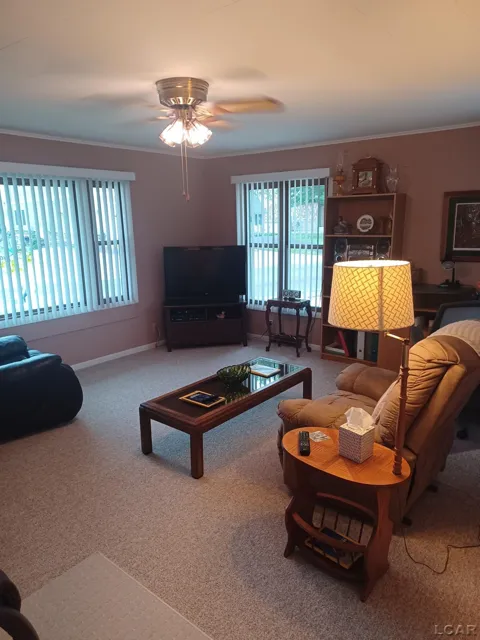 2795 Round Lake Highway