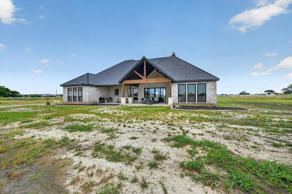 12262 Fm 1384 Justin, TX 76247