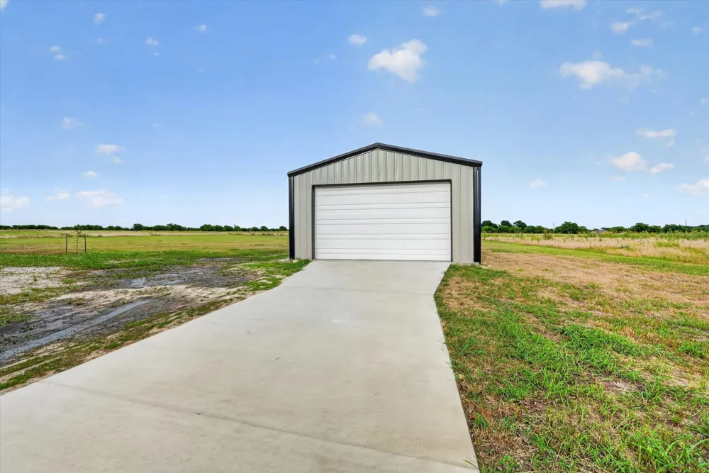 12262 Fm 1384 Justin, TX 76247