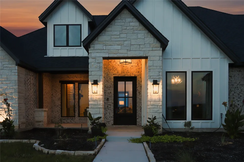 12262 Fm 1384 Justin, TX 76247