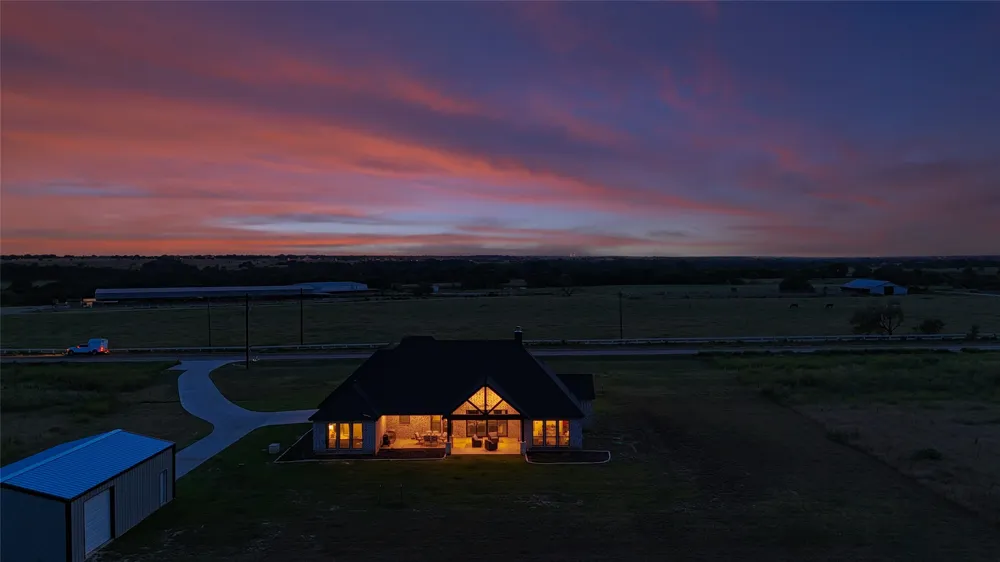 12262 Fm 1384 Justin, TX 76247