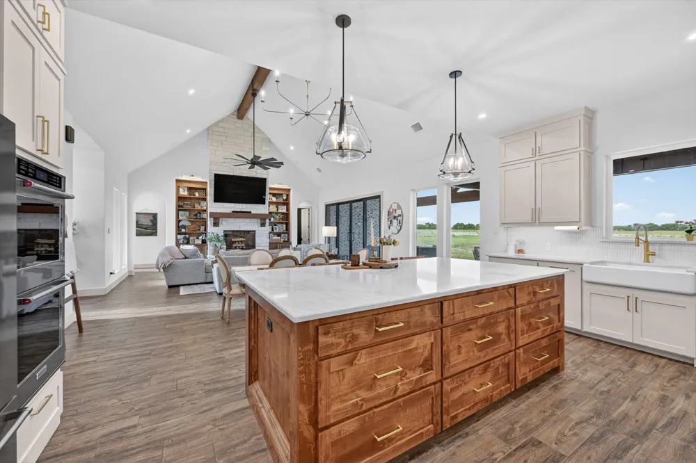 12262 Fm 1384 Justin, TX 76247