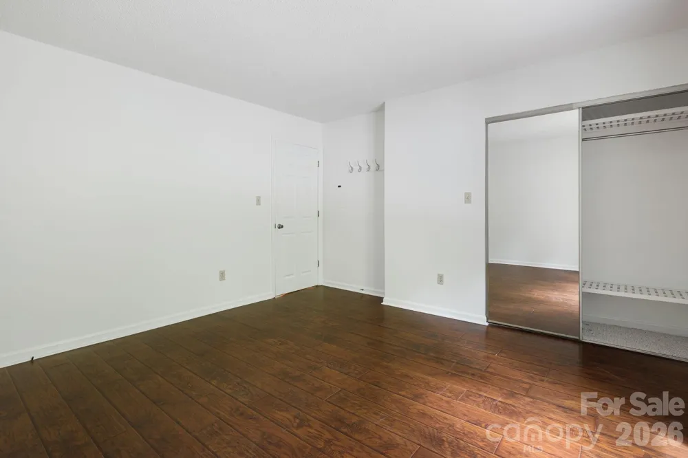 305 Piney Mountain Drive #J2 Asheville, NC 28805