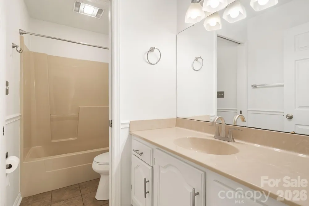 305 Piney Mountain Drive #J2 Asheville, NC 28805