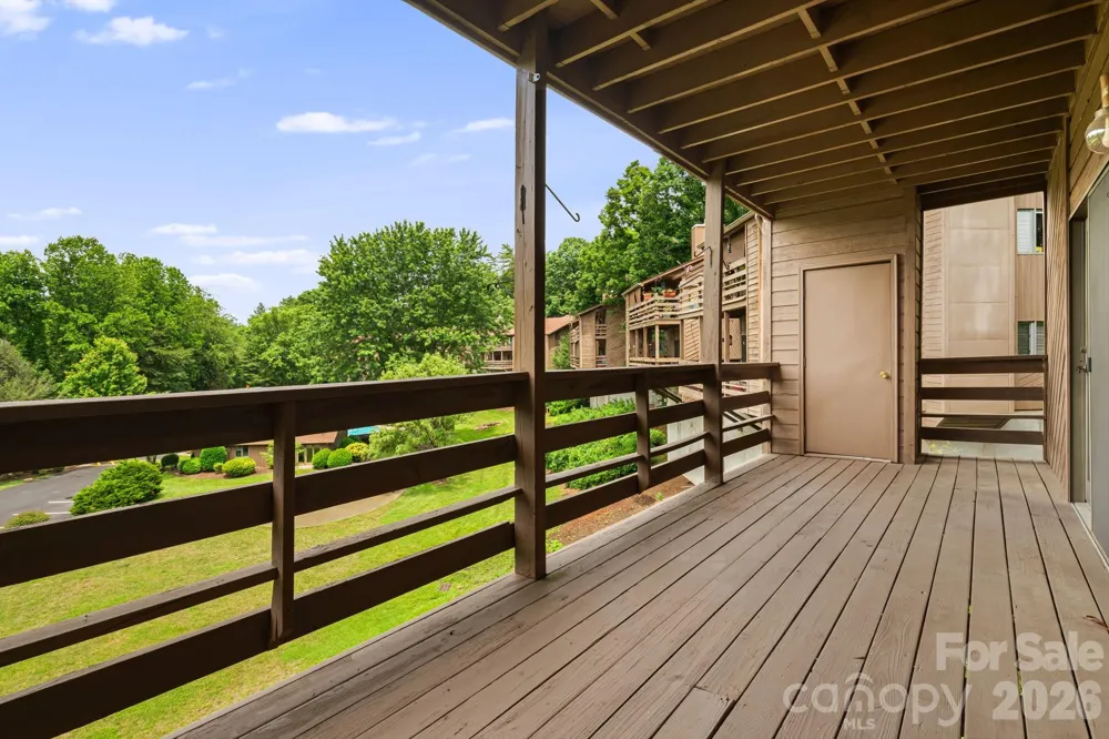 305 Piney Mountain Drive #J2 Asheville, NC 28805