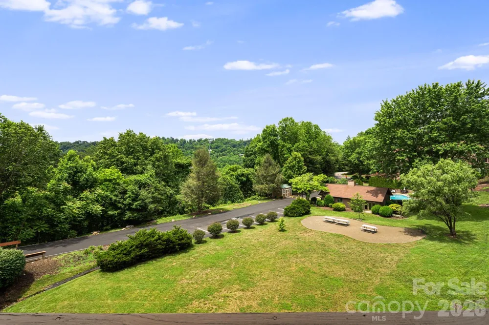 305 Piney Mountain Drive #J2 Asheville, NC 28805