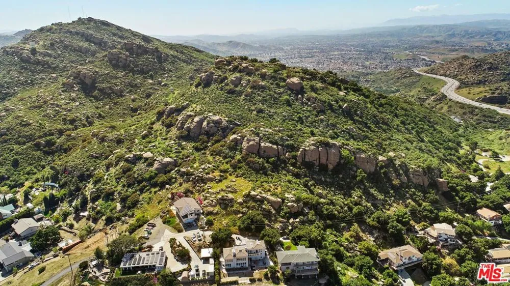 Mesa Drive Simi Valley, CA 93063