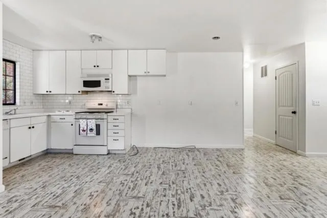 618 Mar Vista Drive Monterey, CA 93940