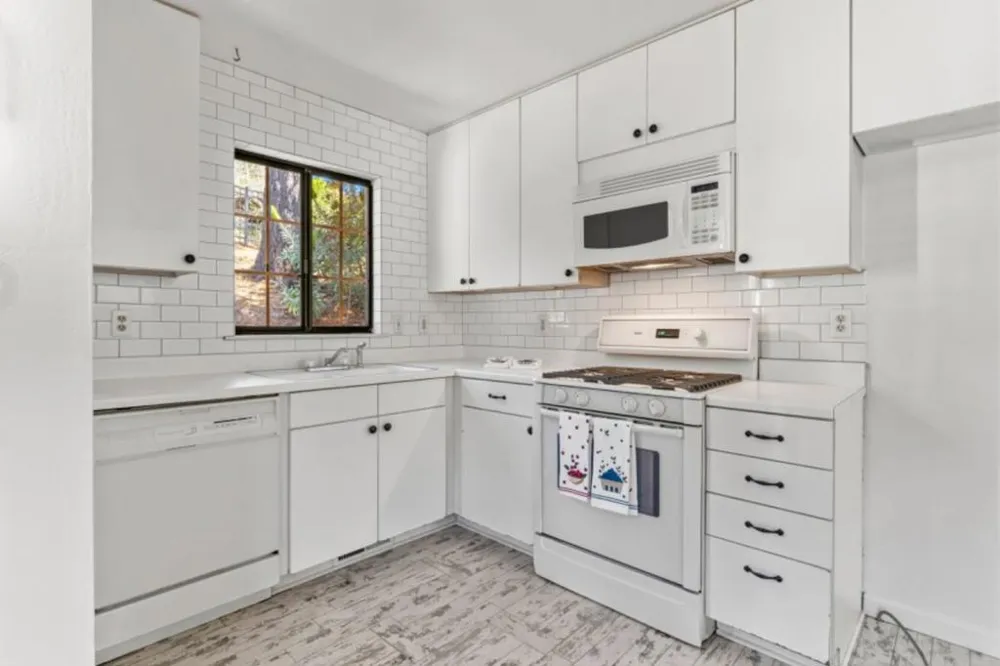 618 Mar Vista Drive Monterey, CA 93940