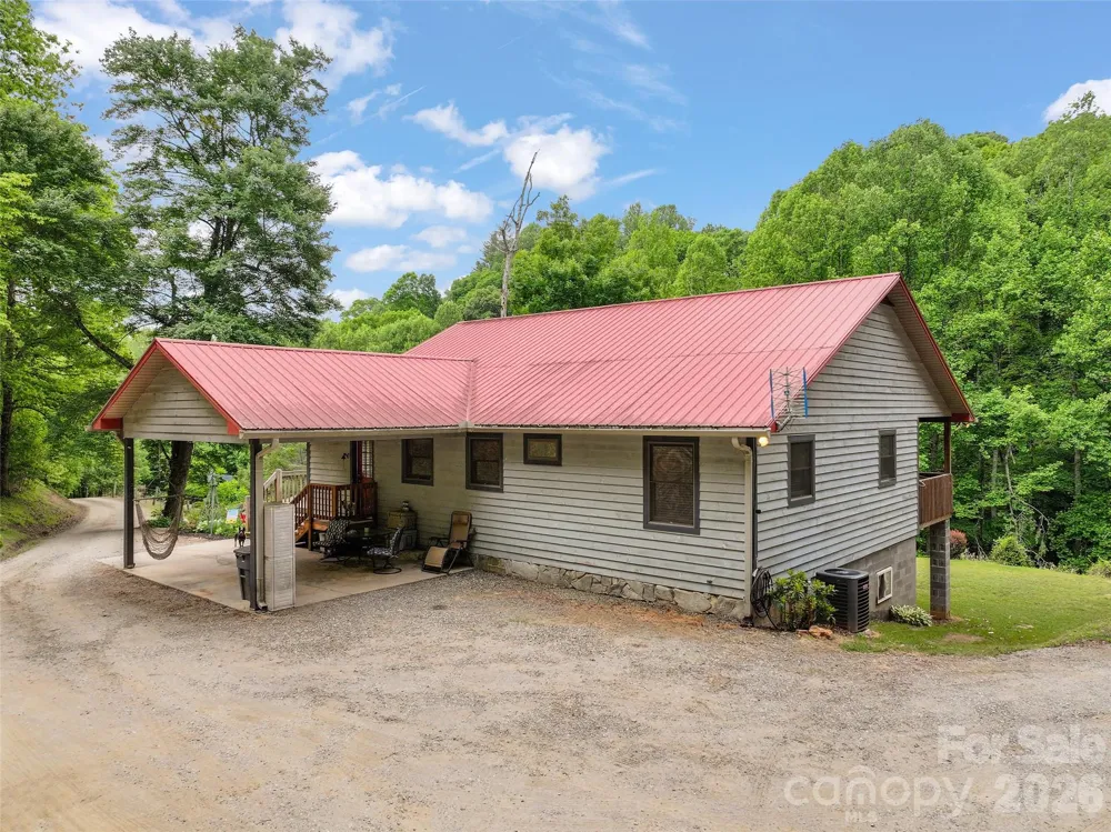 125 Harris Circle Sylva, NC 28779
