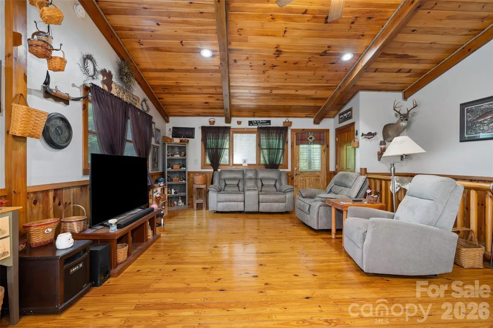 125 Harris Circle Sylva, NC 28779