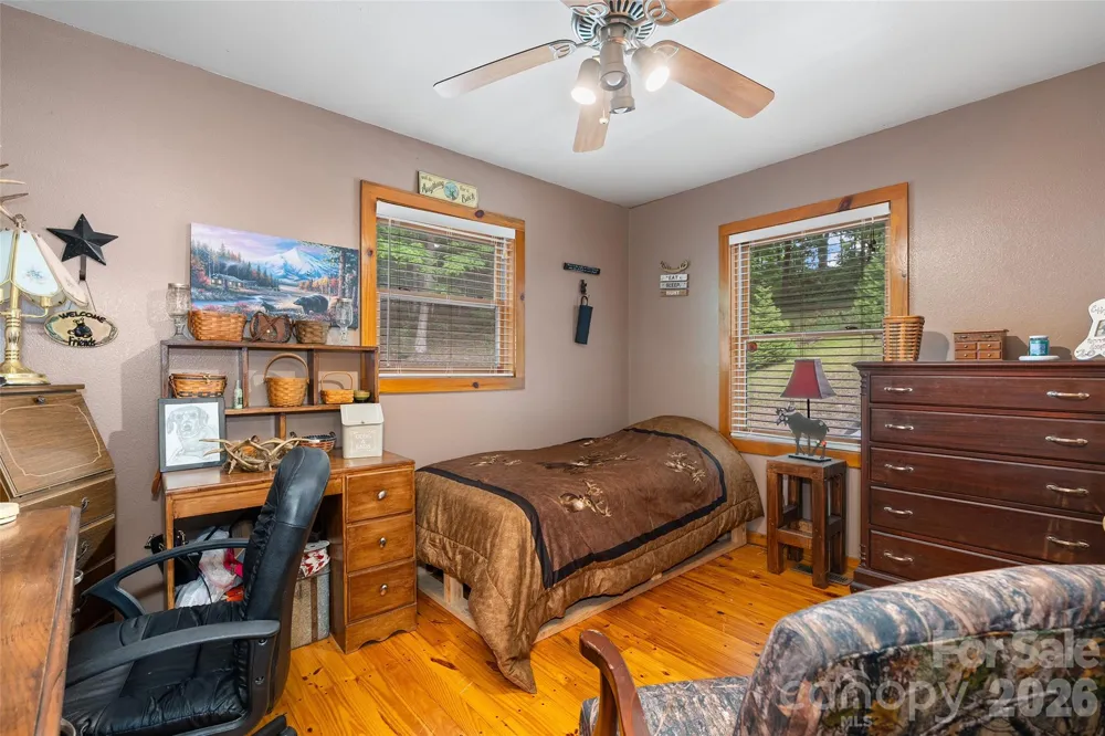 125 Harris Circle Sylva, NC 28779