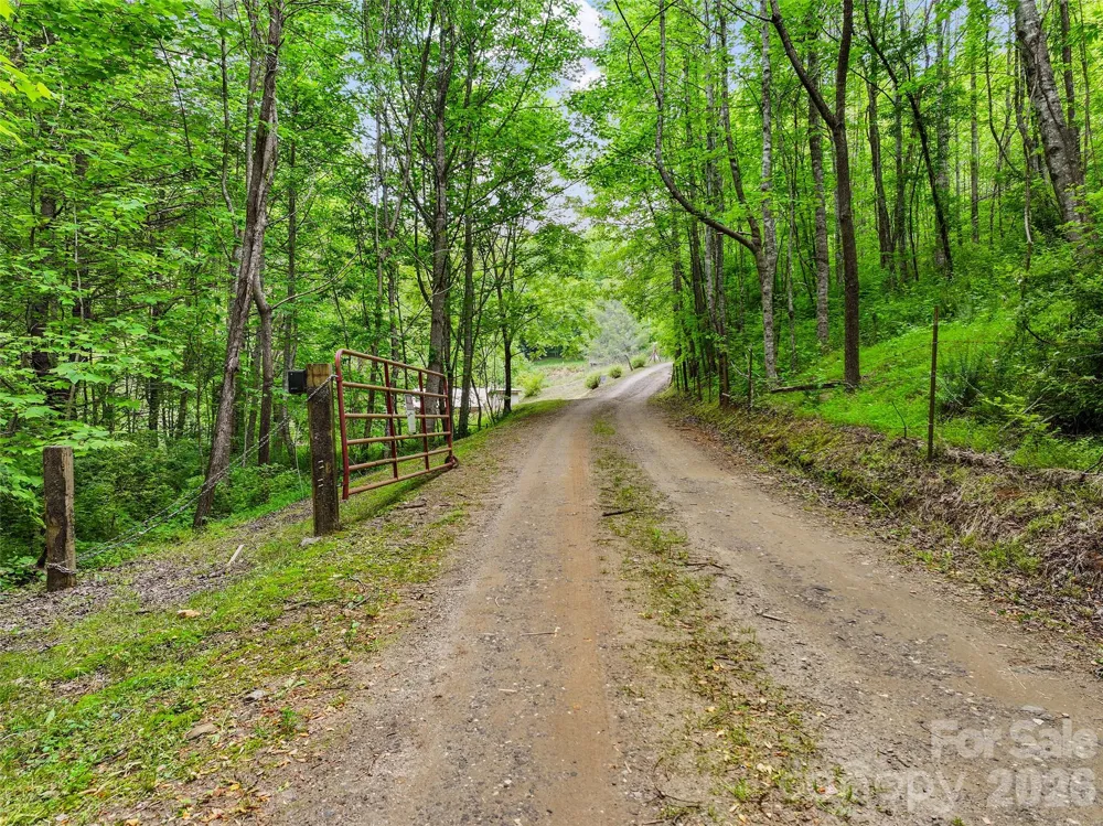125 Harris Circle Sylva, NC 28779