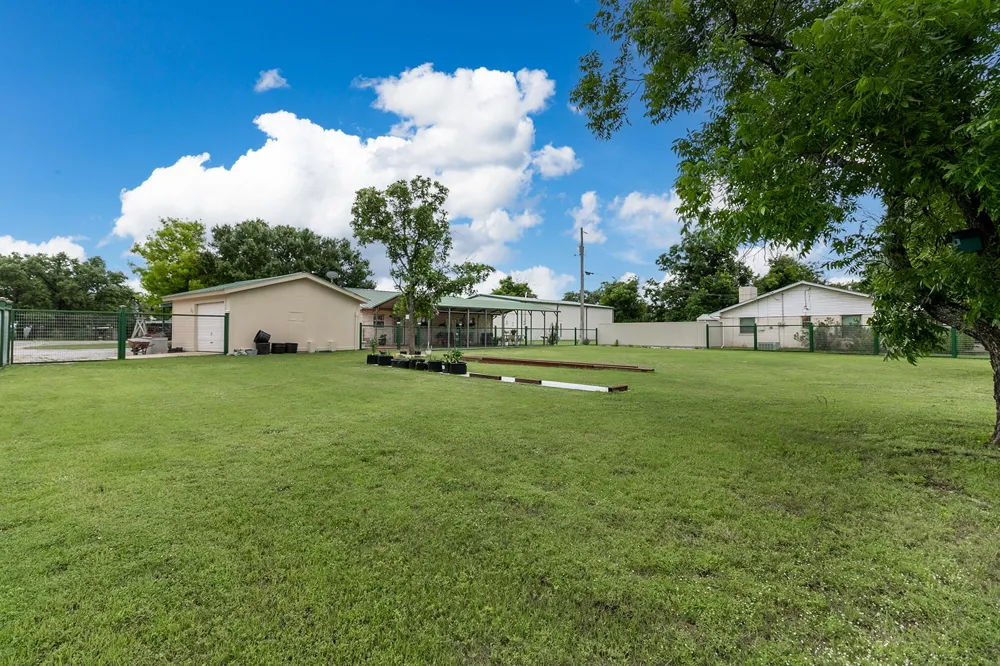 307 E Loop Drive Brady, TX 76825