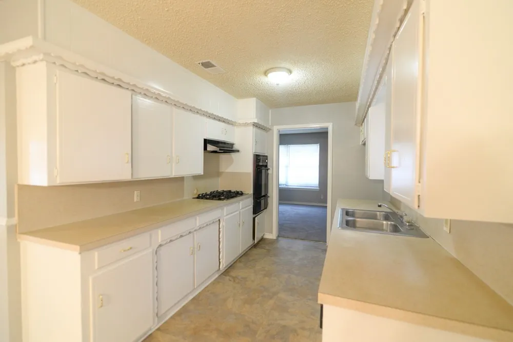 614 Young Boulevard DeSoto, TX 75115