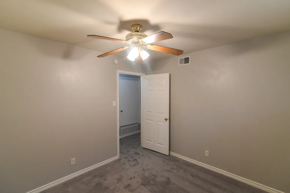 614 Young Boulevard DeSoto, TX 75115