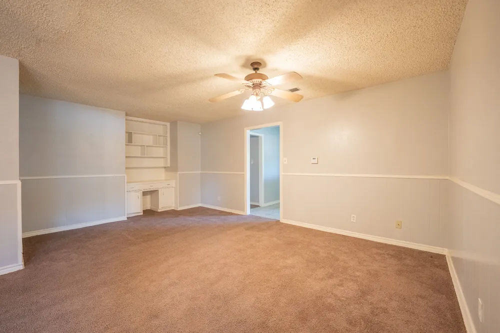 614 Young Boulevard DeSoto, TX 75115