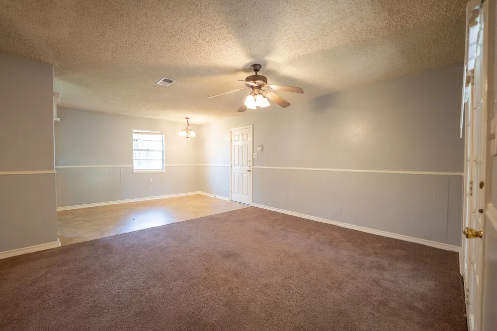 614 Young Boulevard DeSoto, TX 75115