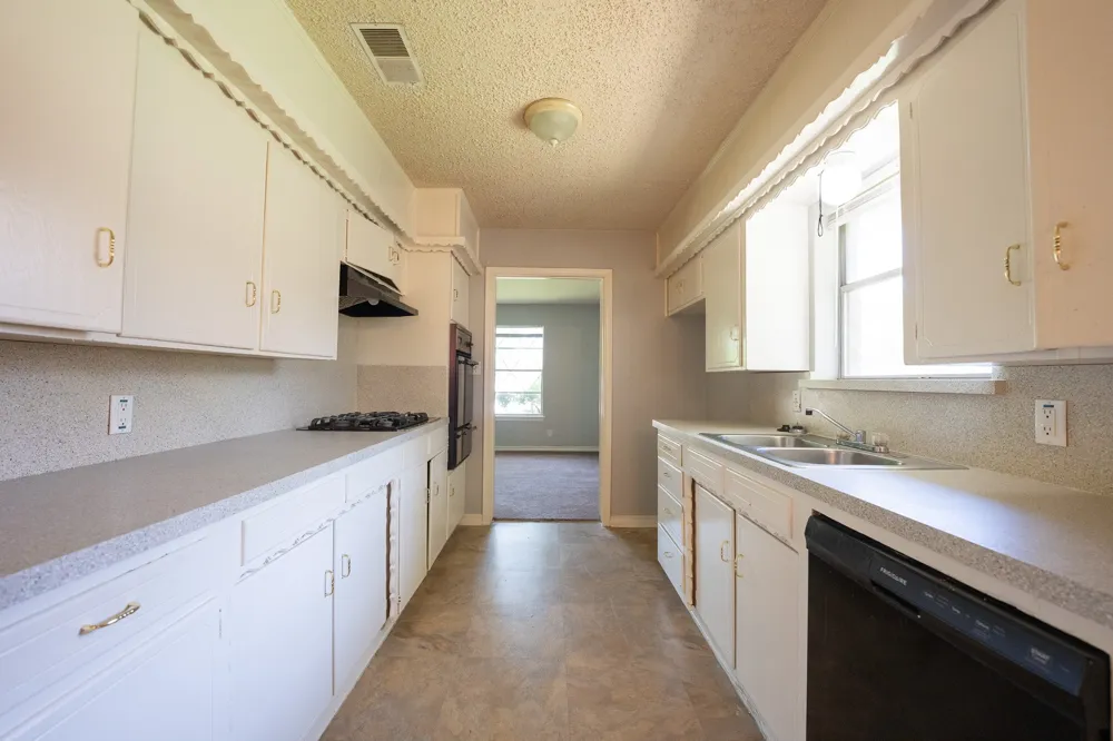 614 Young Boulevard DeSoto, TX 75115