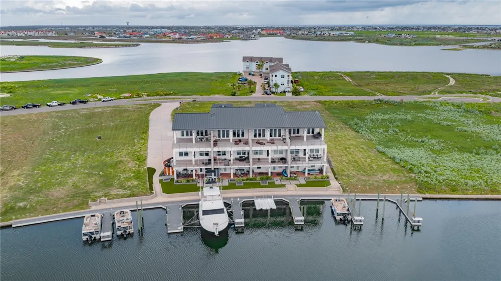14836 GRANADA DRIVE #104 Corpus Christi, TX 78418