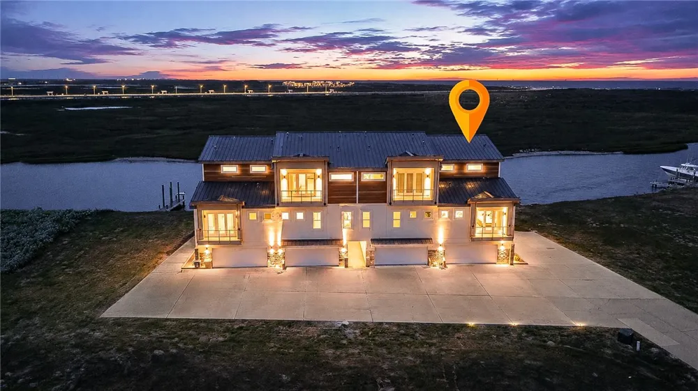 14836 GRANADA DRIVE #104 Corpus Christi, TX 78418