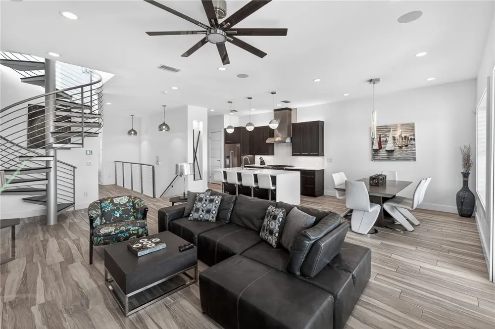 14836 GRANADA DRIVE #104 Corpus Christi, TX 78418