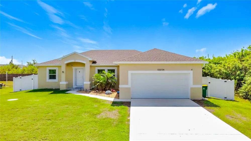 10024 LEBANON DR Port Charlotte, FL 33981