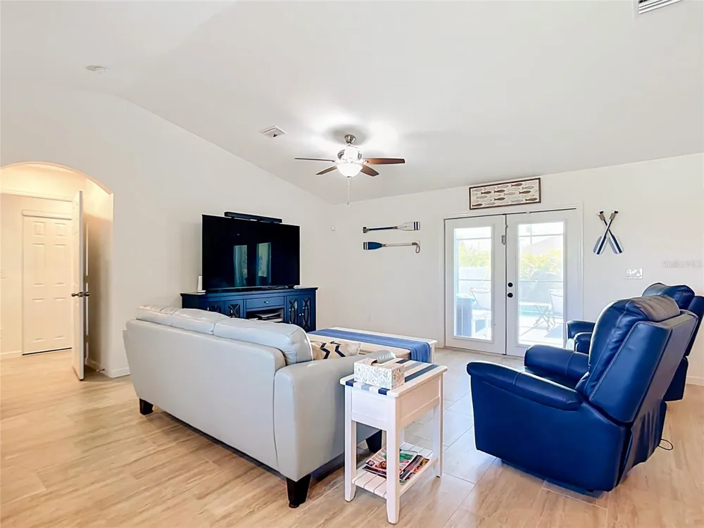 10024 LEBANON DR Port Charlotte, FL 33981