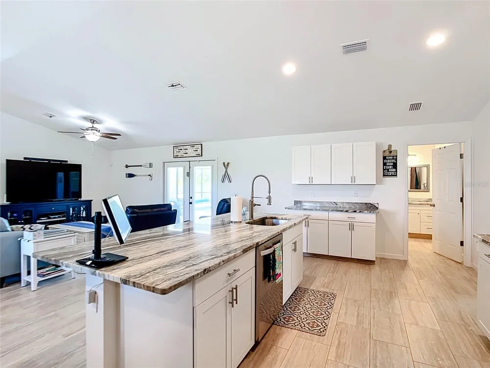 10024 LEBANON DR Port Charlotte, FL 33981