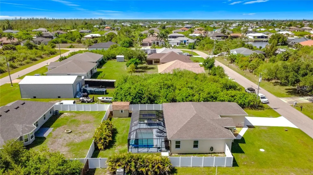 10024 LEBANON DR Port Charlotte, FL 33981
