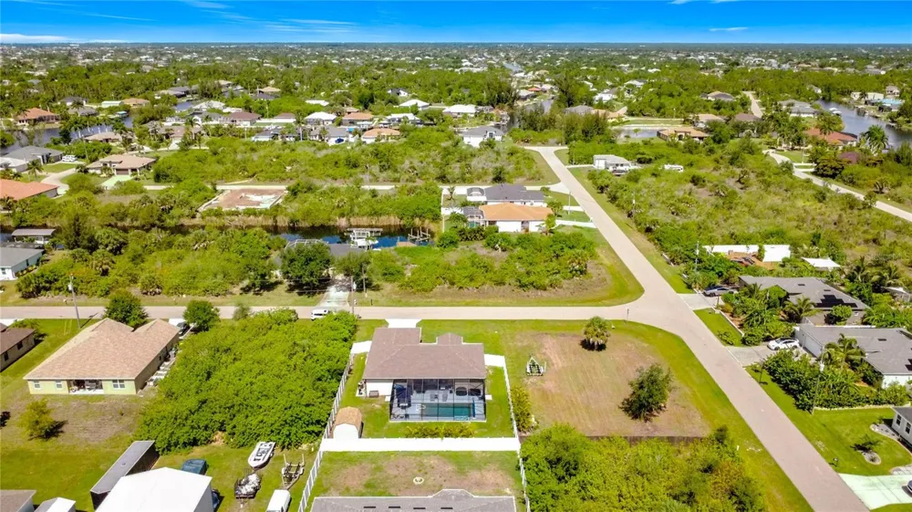 10024 LEBANON DR Port Charlotte, FL 33981
