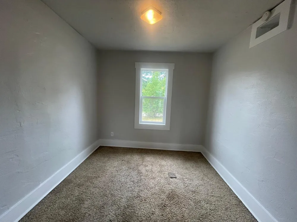 508 Main Street W Nevis, MN 56467