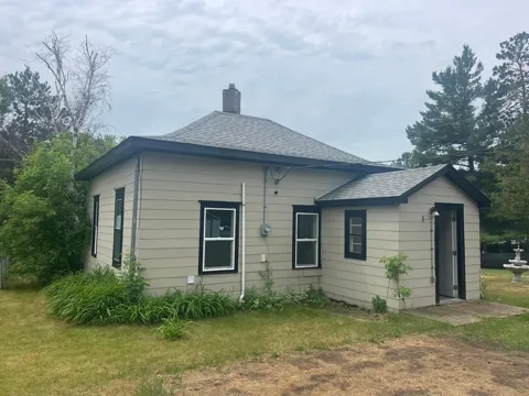 508 Main Street W