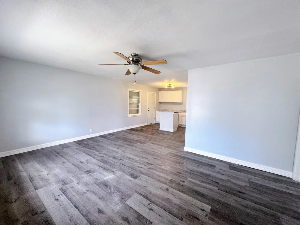 345 SW 16th Street Paris, TX 75460