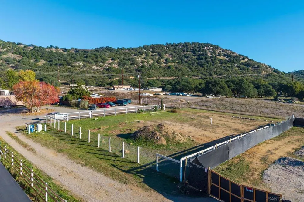 21860 William Tell St Santa Ysabel, CA 92070