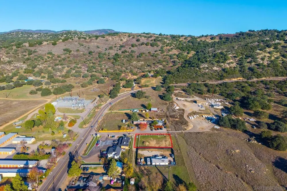 21860 William Tell St Santa Ysabel, CA 92070
