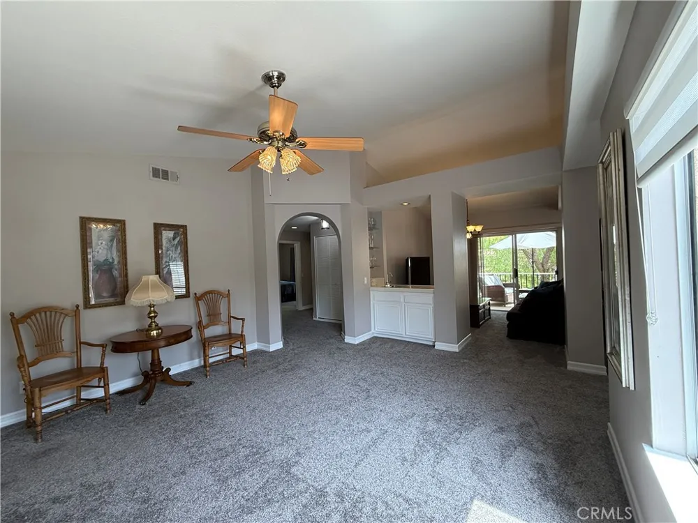 478 Shelburne Lane, Unit B Simi Valley, CA 93065