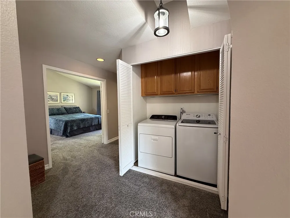 478 Shelburne Lane, Unit B Simi Valley, CA 93065