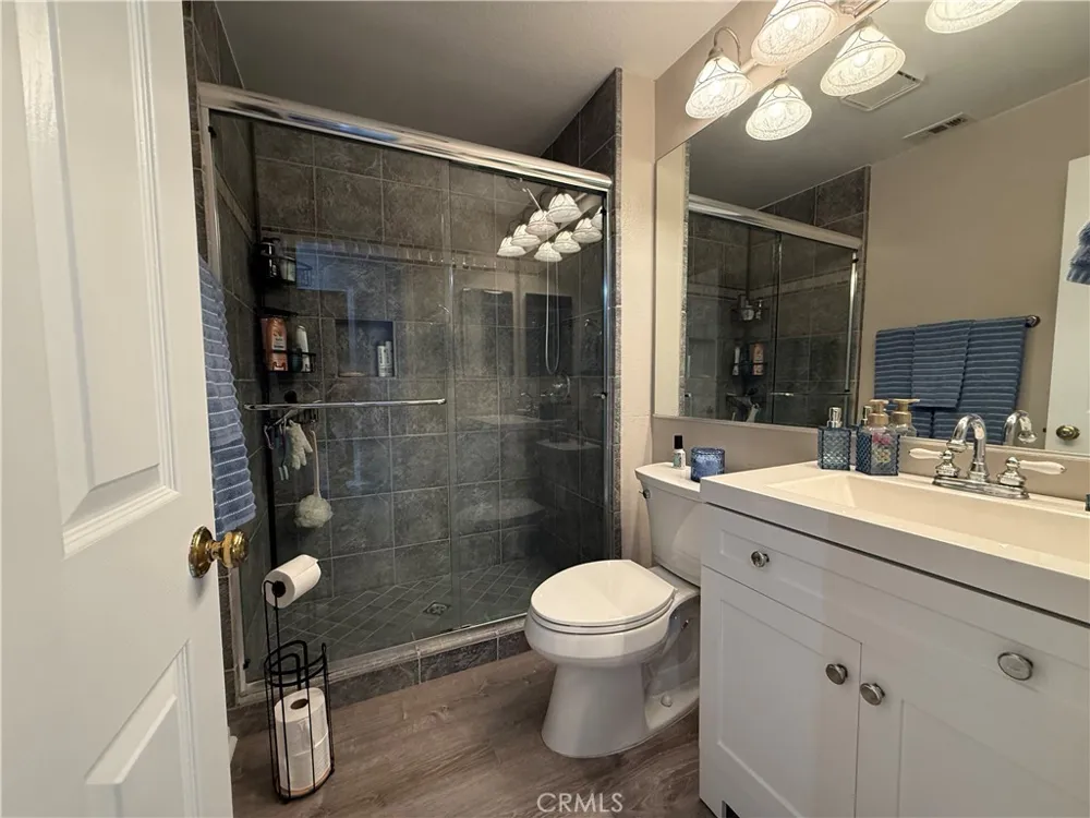 478 Shelburne Lane, Unit B Simi Valley, CA 93065