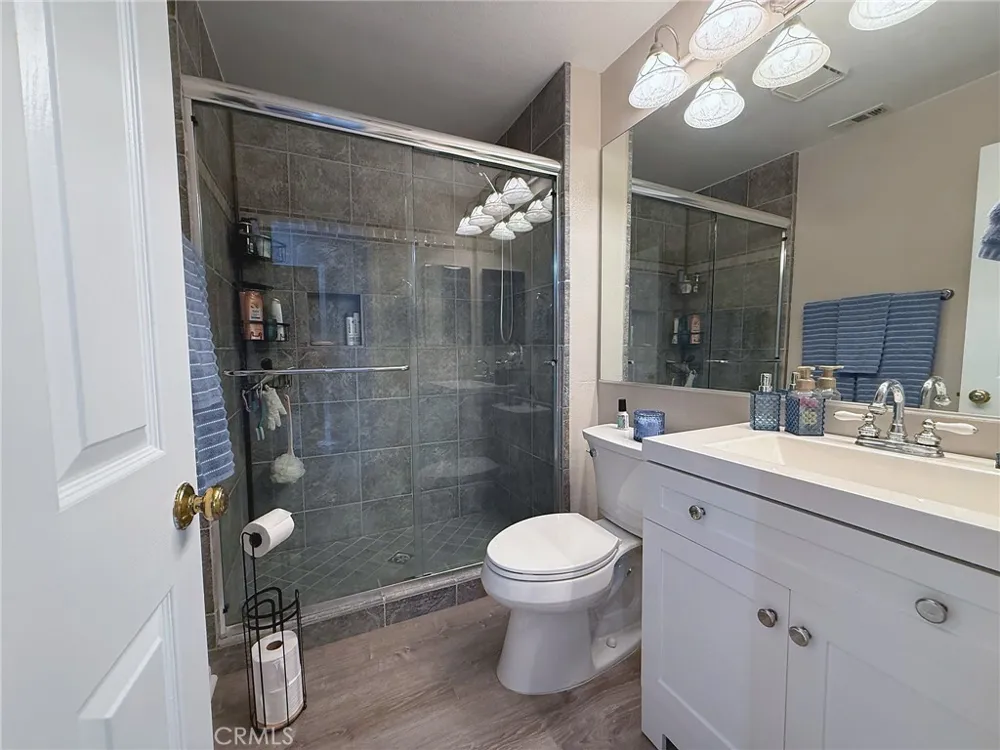 478 Shelburne Lane, Unit B Simi Valley, CA 93065