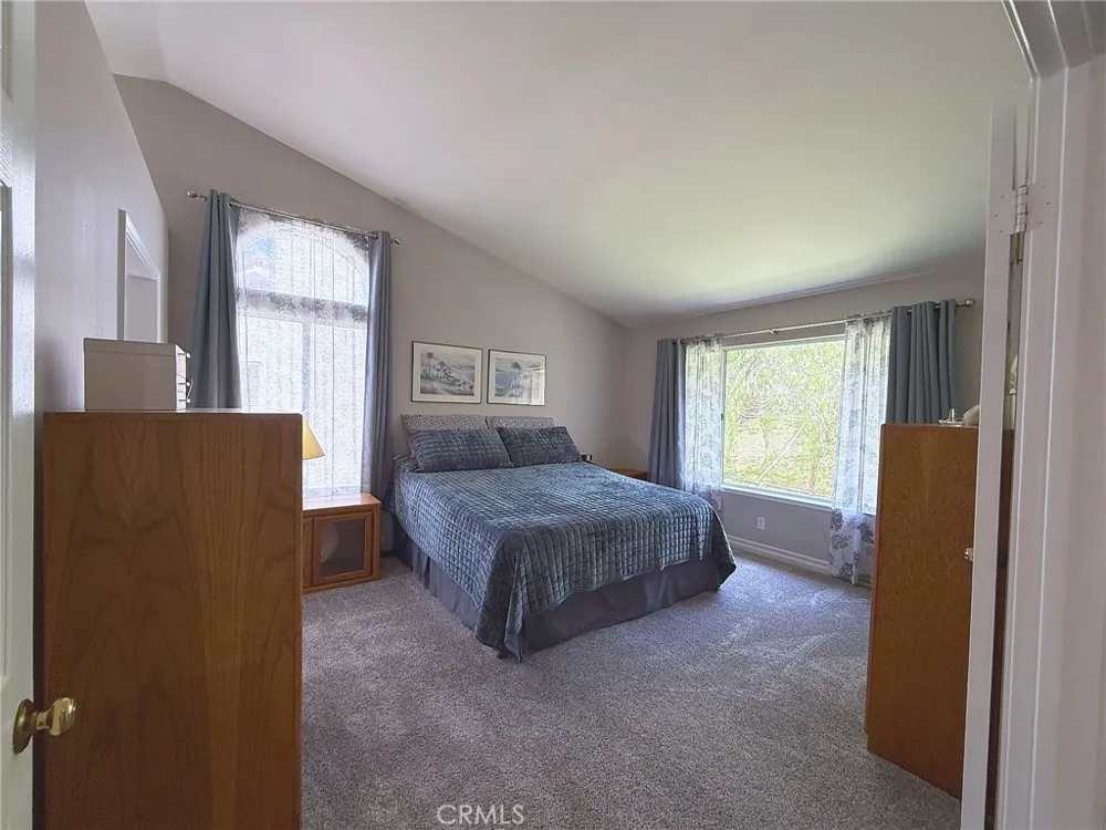 478 Shelburne Lane, Unit B Simi Valley, CA 93065